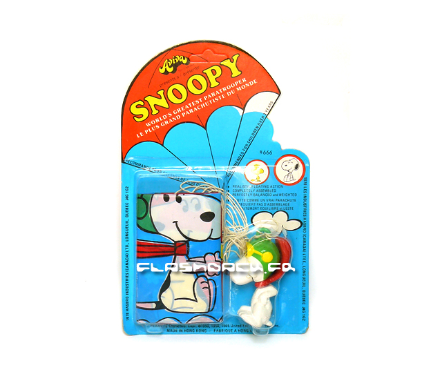 Snoopy figurine parachute Aviva 1978